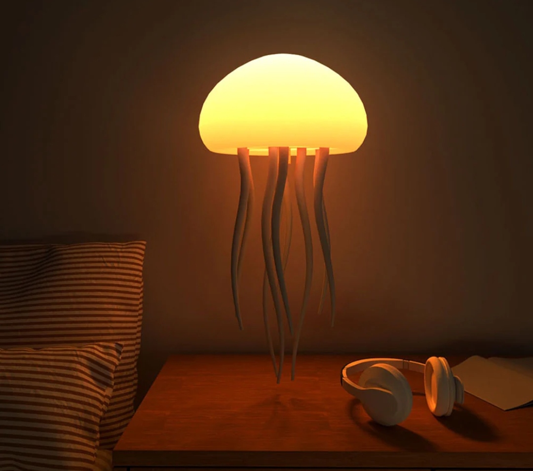 Octopus moving lamp